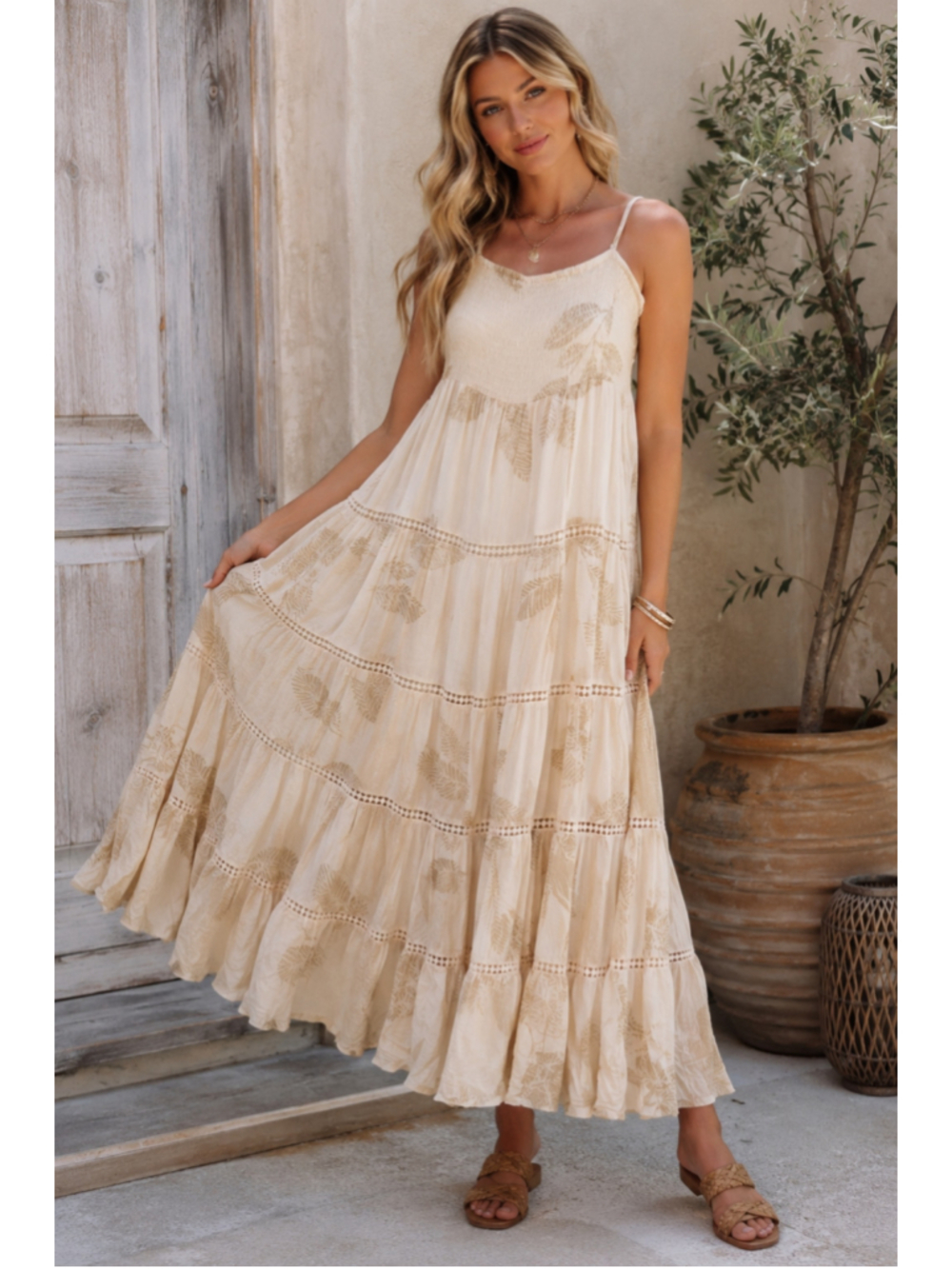 Women's Rhea Maxi Dress Size S Beige Gold Leaf Print Tiered Boho